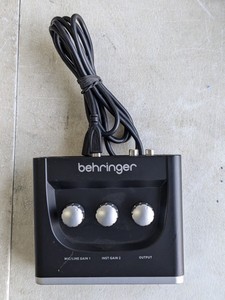 lot 133 image: Behringer U-Phoria UM2