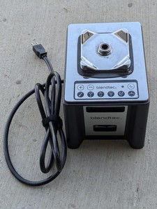 lot 157 image: Blendtec Blender Motor Only ICB3