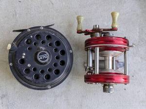 lot 190 image: Lot of 2 - Fishing Reels