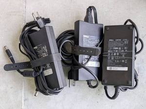 lot 194 image: Lot of 3 - DELL Laptop Power Supply