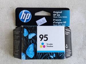 lot 210 image: HP 95 Tri-Color Ink Cartridges - NEW