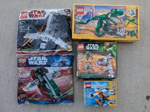 lot 220 image: Lego Set Bundle - NEW