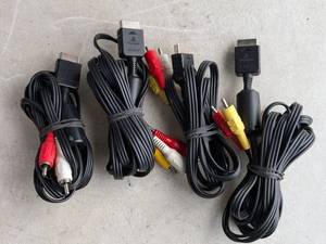 lot 240 image: Lot of 4 - PlayStation 2 Video Cable