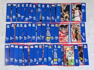 lot 267 image: Basketball Cards Bundle