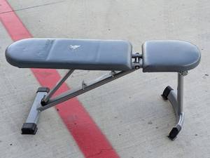 lot 295 image: Danskin Now Workout Bench