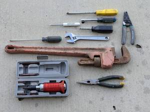 lot 297 image: Tools Bundle