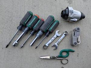 lot 299 image: Tools Bundle