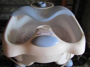 lot 66 image: foot spa with bubbles