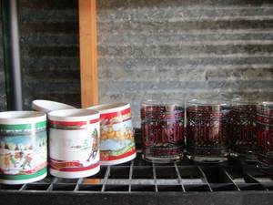 lot 67 image: Christmas glasses and coffee cups
