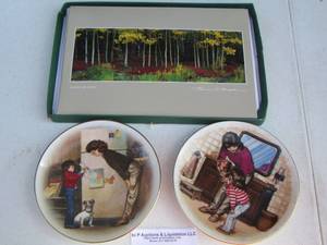 lot 154 image: 2 decorative plates - AVON,  Double handled tray- IMAGES OF NATURE