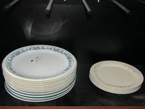 lot 190 image: Royal Doulton &  LENOX CHINASTONE  DISHES