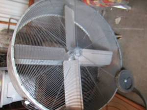 lot 209 image: large industrial shop fan