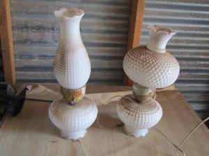 lot 10 image: White bubble milk glass lamps qty 2