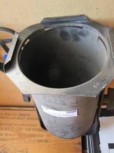 lot 27 image: ParCan  light