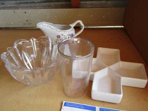 lot 249 image: glass lot