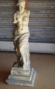 lot 24 image: VENUS de MILO  APPROX 15