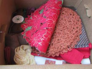 lot 267 image: table setting place mats- napkins plus