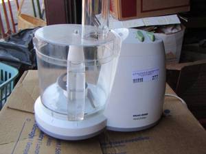 lot 277 image: Black & Decker chopper
