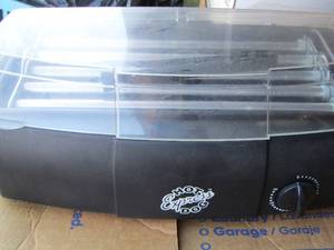 lot 280 image: hot dog express machine