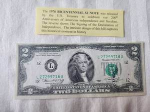 lot 190 image: 1976 Bicentennial Two Dollar $2 bill