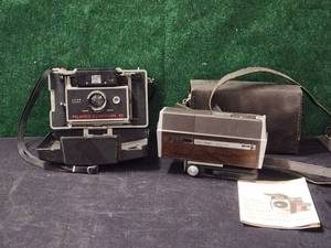 lot 193 image: Selection of 2 vintage cameras - Polaroid and Bell & Howell