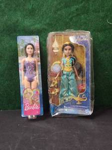 lot 197 image: Selection of 2 Barbie dolls