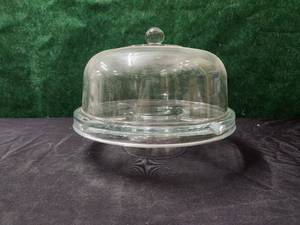 lot 201 image: Combo glass cake and relish tray