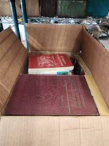 lot 266 image: Selection of vintage books