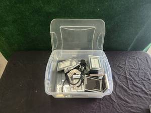 lot 276 image: Bin of mini frames
