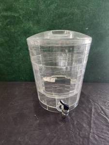 lot 279 image: Plastic lidded beverage dispenser