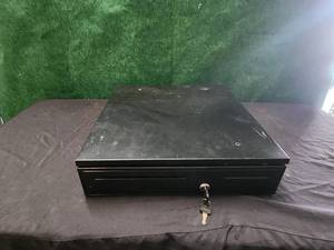 lot 285 image: Locking cash drawer