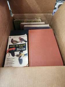 lot 292 image: Selection of vintage books