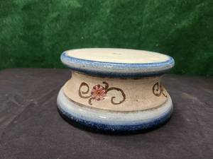 lot 293 image: Hand painted plant or vase stand or make into a planter