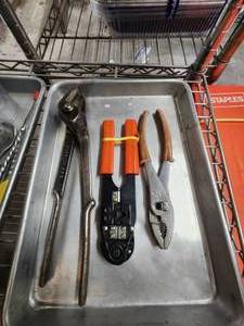 lot 315 image: Selection of hand tools