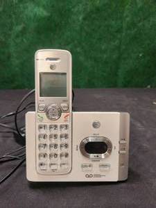 lot 309 image: ATT phone and answer machine