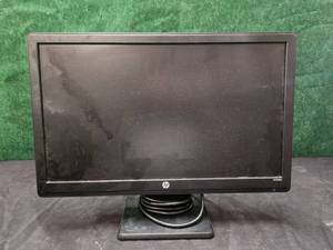 lot 304 image: HP LCD Monitor
