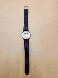 lot 143 image: Vintage Seiko moon phase watch