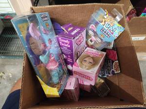 lot 228 image: Box of unopened toys
