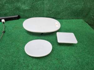 lot 37 image: Temp-tations presentable ovenware set