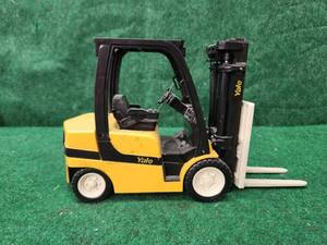 lot 82 image: Yale toy forklift