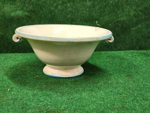 lot 117 image: Hand crafted decorative bowl - made in Italy
