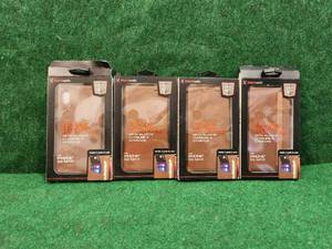lot 131 image: Selection of 4 genuine leather phone cases with storage