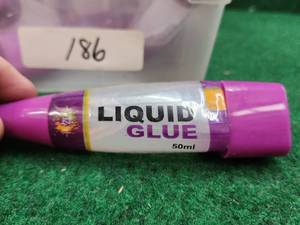 lot 186 image: Selection of liquid glue sticks - craft supplies