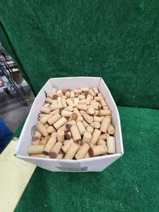 lot 249 image: Box of corks