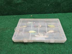 lot 255 image: Plastic bin of fishing lures