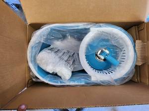 lot 284 image: Hurricane spin mop deluxe set