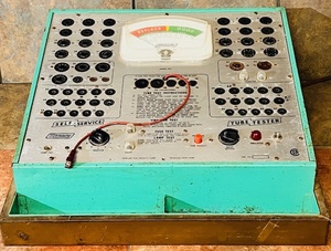 lot 2 image: Vintage Mercury Model 202 Self-Service Vacuum Tube Tester
