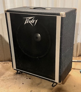 lot 18 image: Peavey Model 115 Bass Enclosure 1x15 8 ohm PA Bass Speaker Cabinet