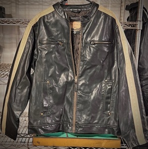 lot 105 image: Vintage Arizona Jean Company 1988 Faux Leather Jacket WStriped Sleeve &amp Full Zipper