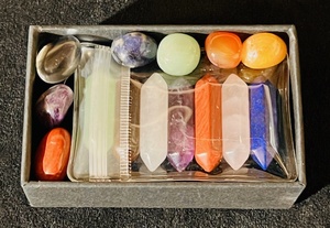 lot 48 image: Fourteen Piece Set Of Quartz &amp Natural Chrystals